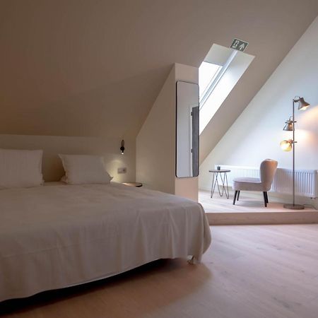 'T Ponton Bed & Breakfast Nieuwpoort Exterior photo