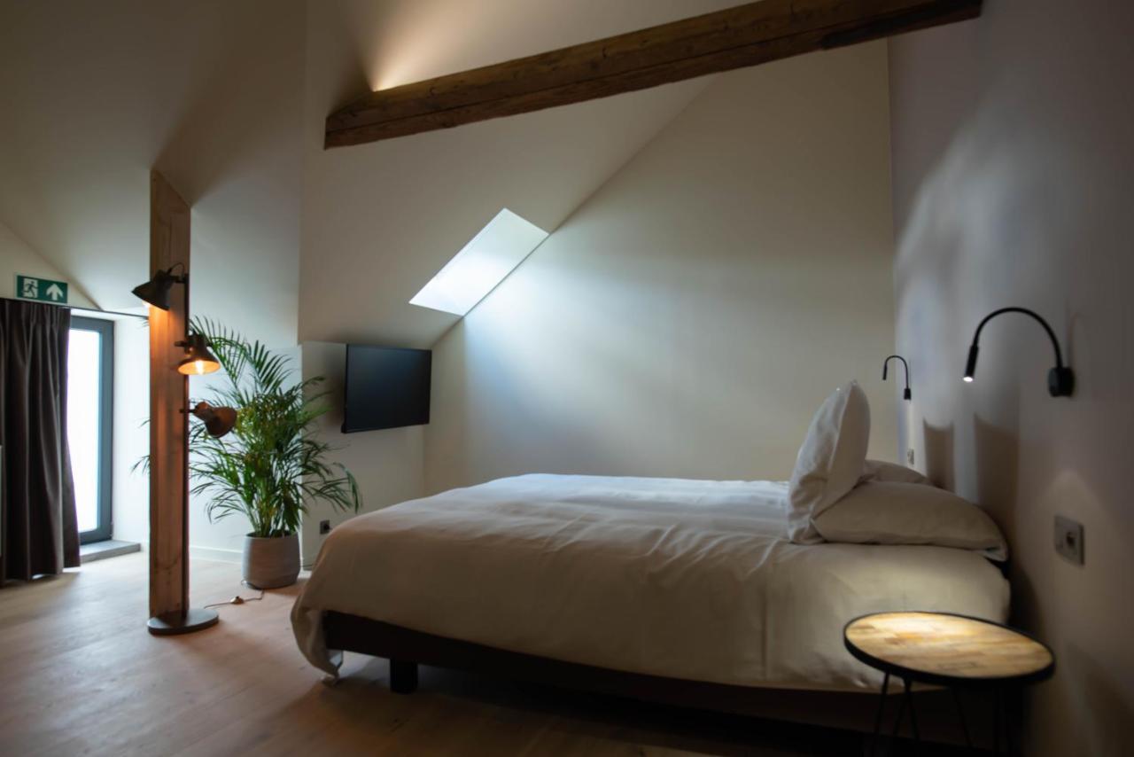 'T Ponton Bed & Breakfast Nieuwpoort Exterior photo